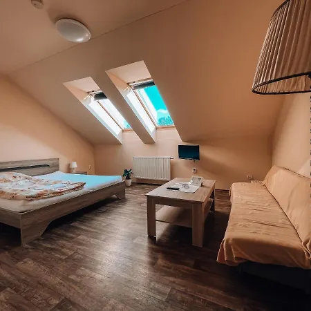 Na Vosverku Pensión 3*