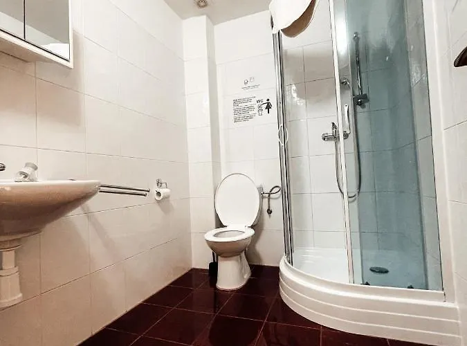 Na Vosverku 3* Čelákovice